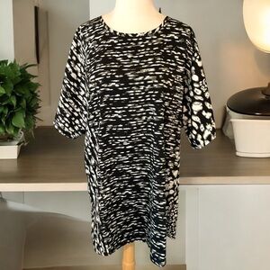 Band of Gypsies Black, White and Gray Abstract Print Tunic Top or Mini Dress S